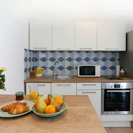 And Stone House Apartmán