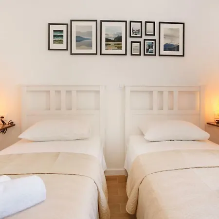 And Stone House * 斯普利特